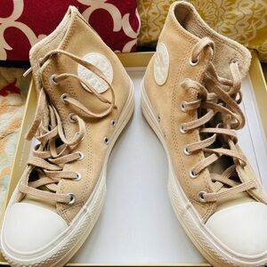 Converse Suede Platforms W8 M6 Khaki